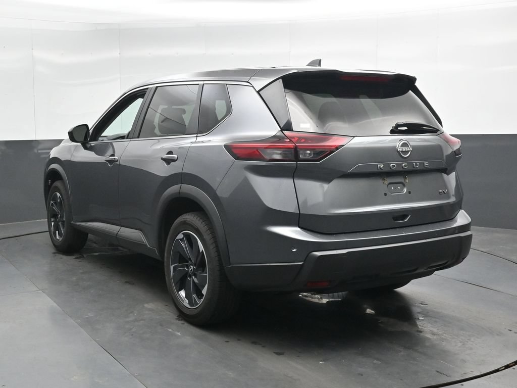 Used 2024 Nissan Rogue SV FWD image 11