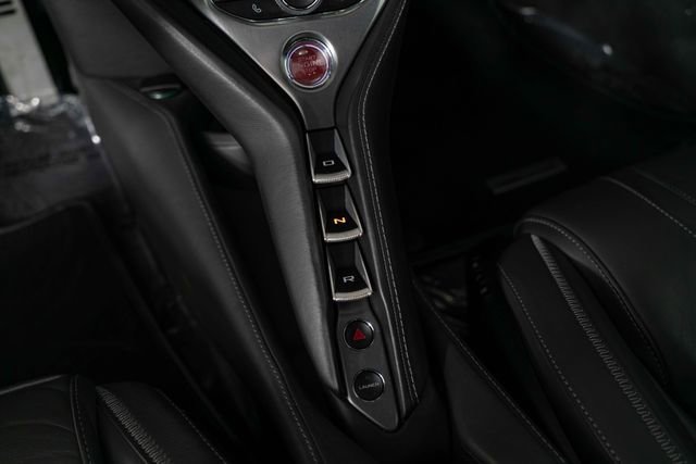 Used 2018 McLaren 720S RWD image 22