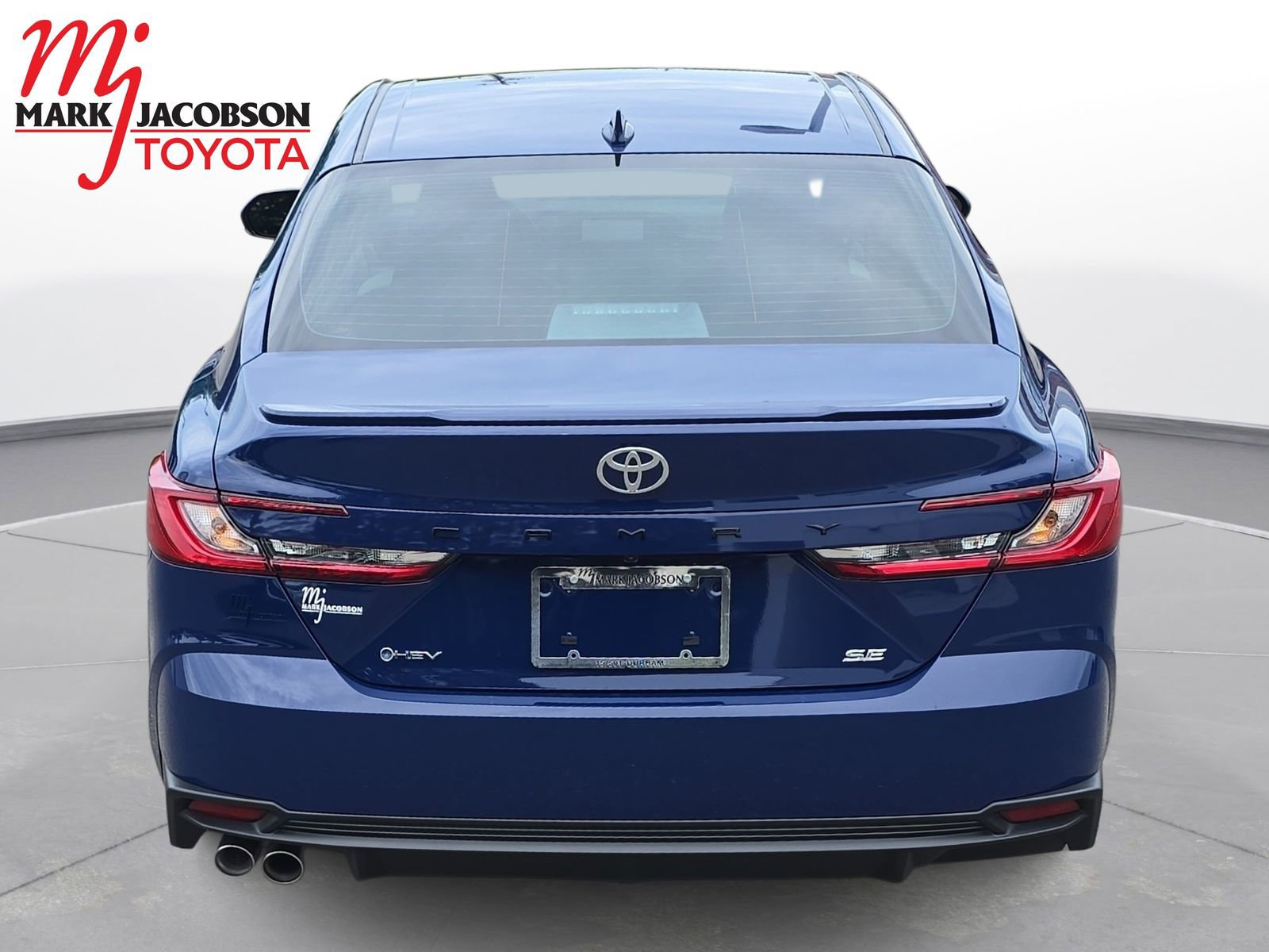 Used 2026 Toyota Camry SE FWD image 6