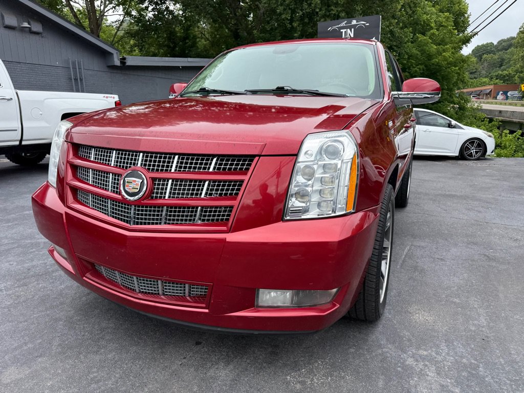Used 2013 Cadillac Escalade Premium AWD/4WD image 35
