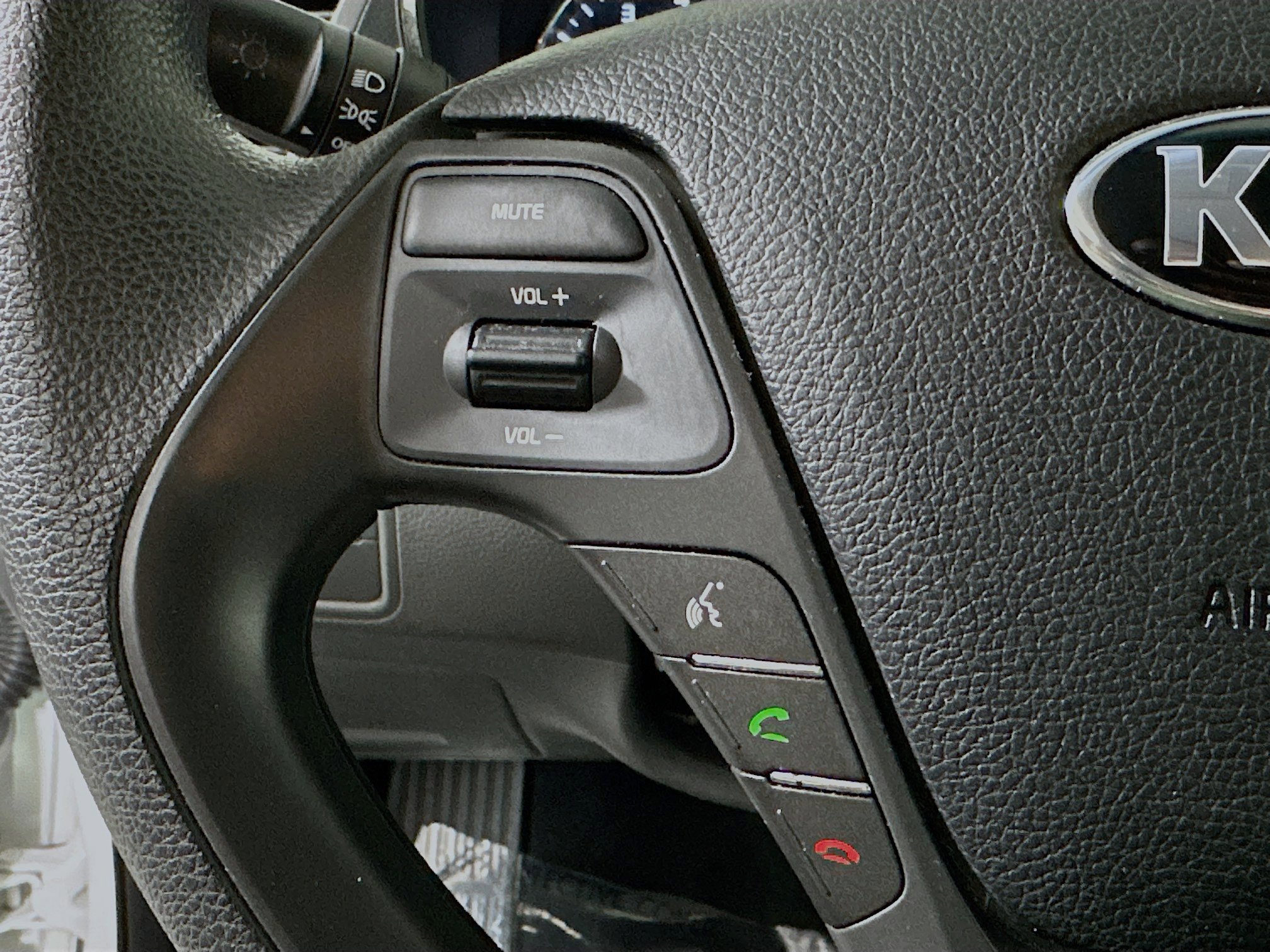 Used 2017 Kia Forte LX image 16