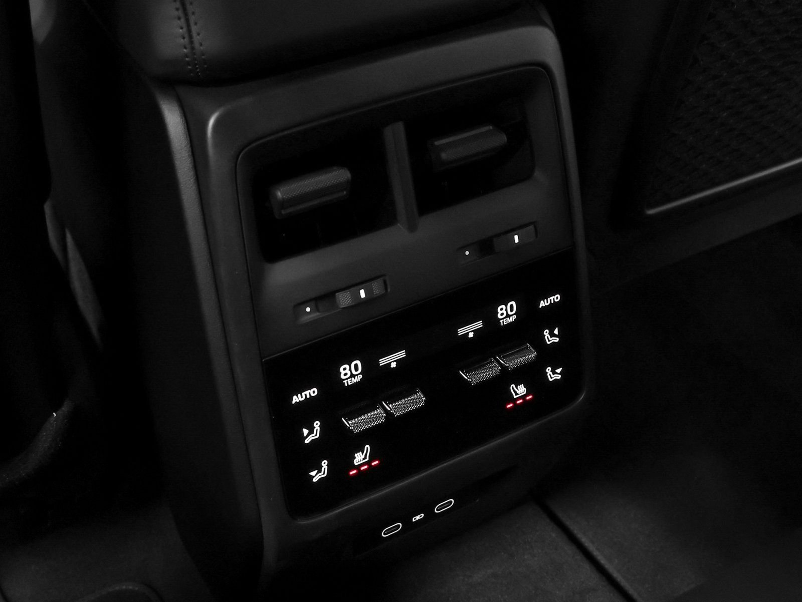 New 2025 Porsche Macan 4S Electric image 49