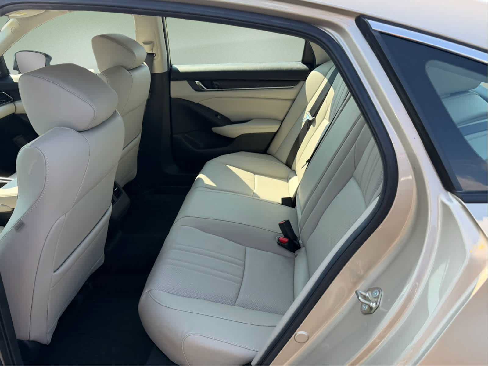 Used 2019 Honda Accord EX-L image 38