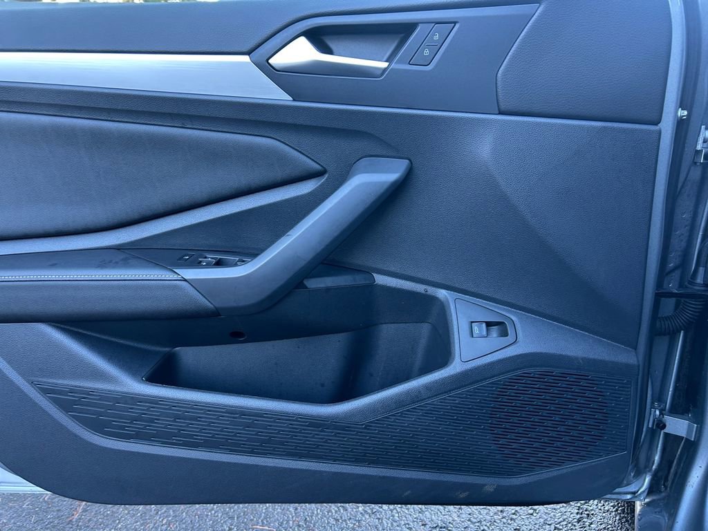 Used 2025 Volkswagen Jetta S image 22