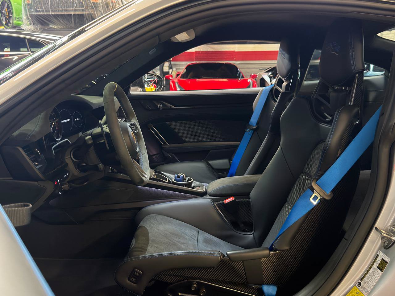 Used 2024 Porsche 911 GT3 RS RWD image 14