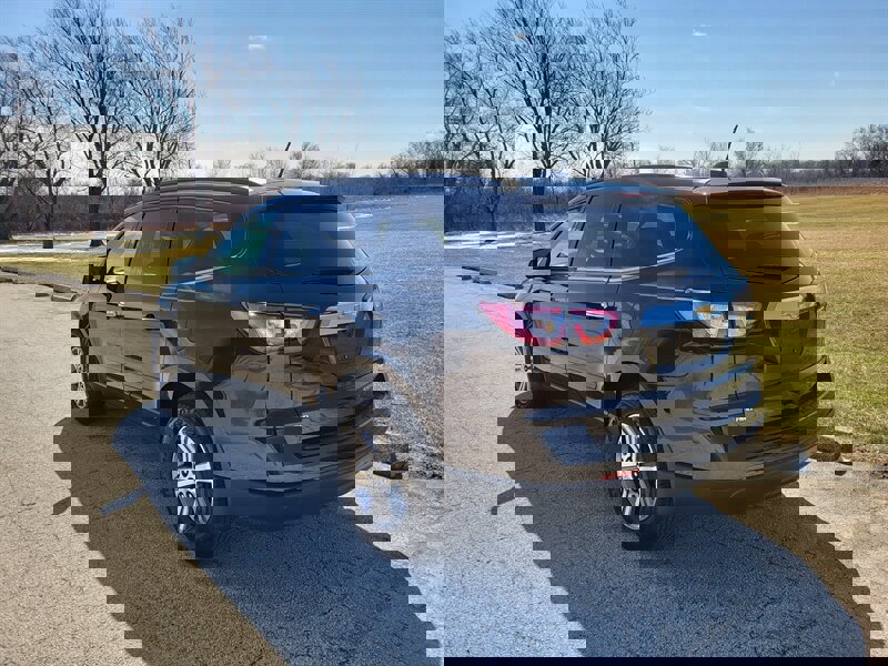 Used 2016 Chevrolet Traverse LT image 9