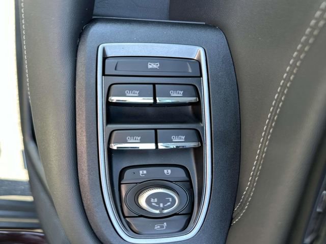 Used 2024 Subaru Outback Touring w/ Popular Package #2 image 18