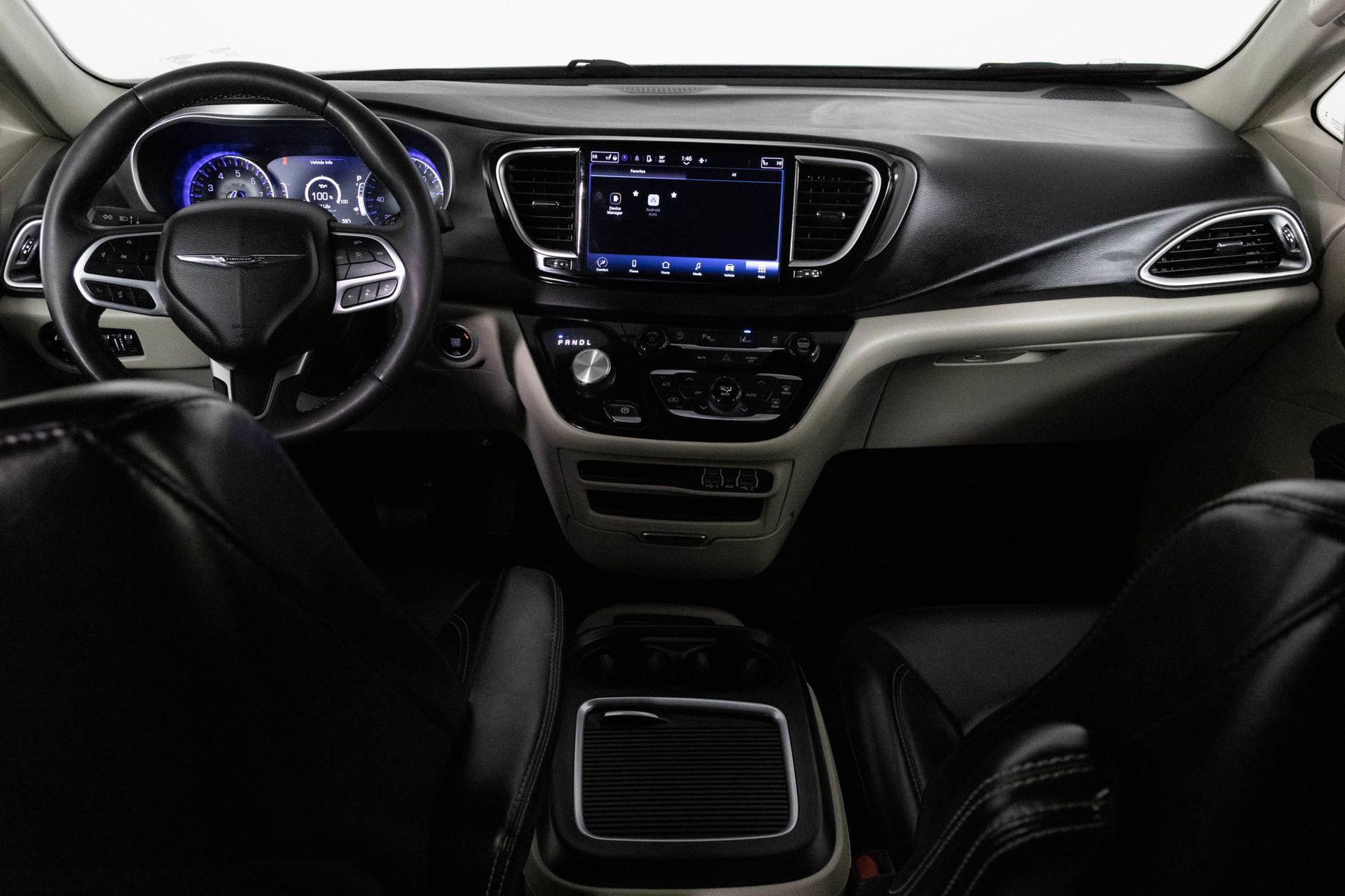 Used 2023 Chrysler Pacifica Touring-L image 20