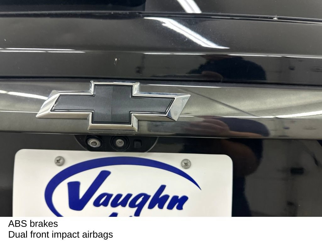 Used 2021 Chevrolet Traverse Premier w/ Redline Edition AWD/4WD image 17