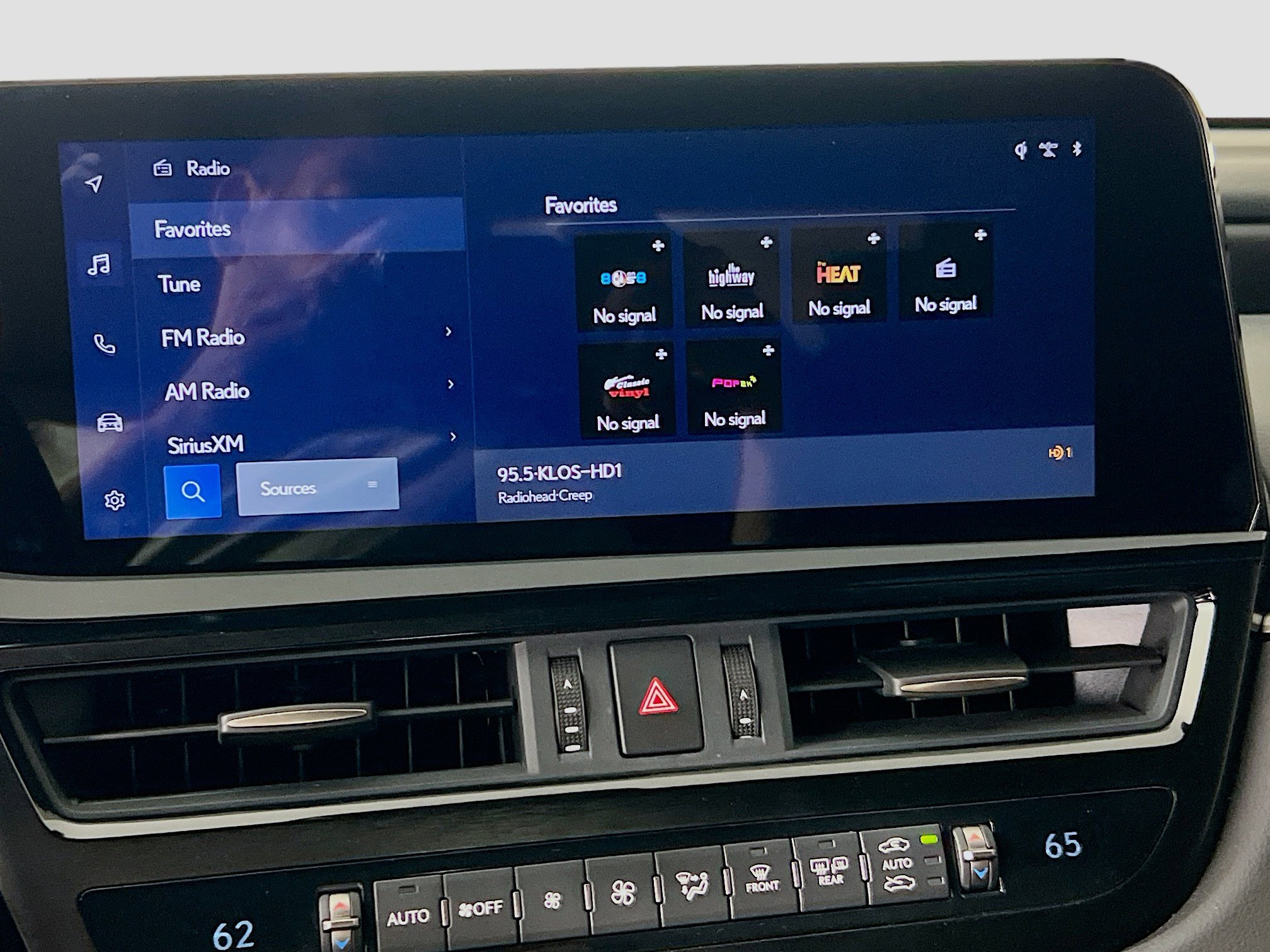 Used 2024 Lexus ES 300h w/ Premium Package FWD image 14