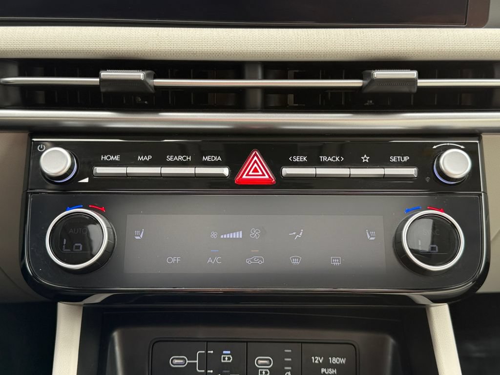Used 2025 Hyundai Tucson SEL FWD image 17