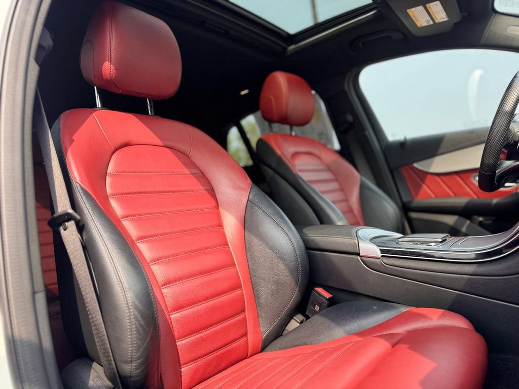 Used 2023 Mercedes-Benz GLC 43 AMG 4MATIC Coupe image 28