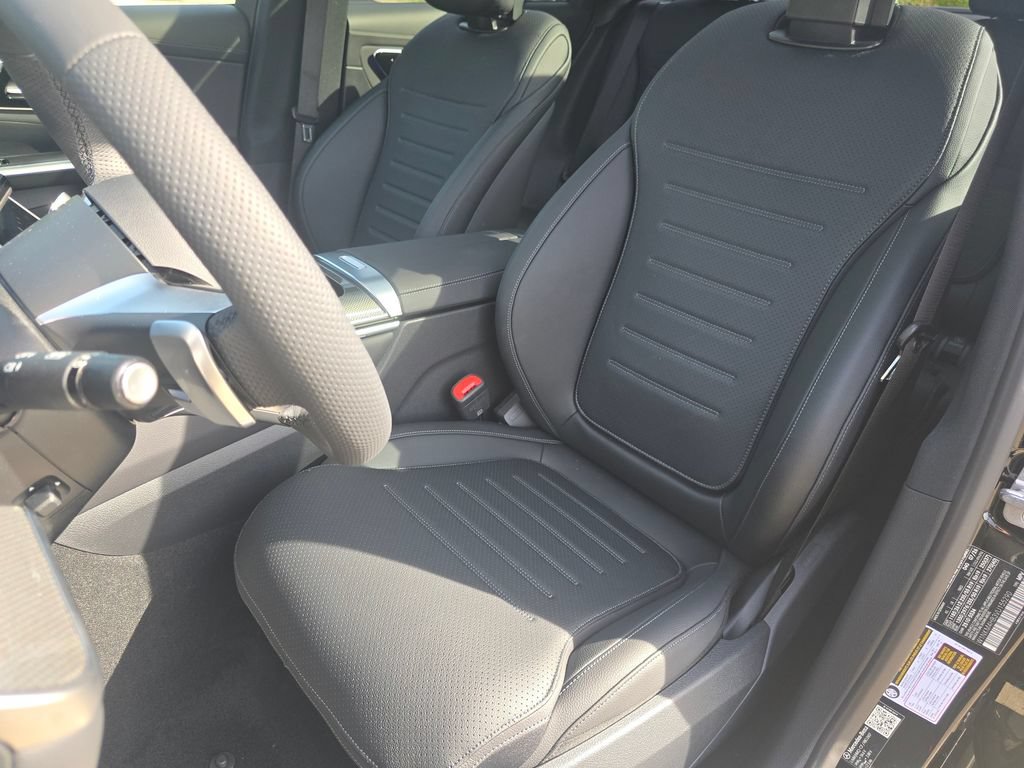 New 2027 Mercedes-Benz GLC 300 4MATIC image 24