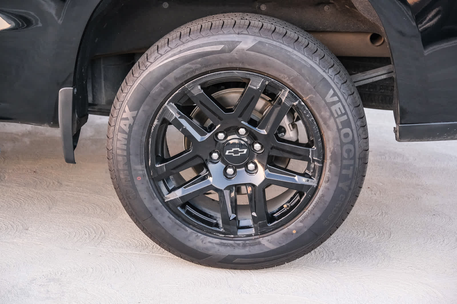 Used 2024 Chevrolet Silverado 1500 Custom w/ Rally Edition RWD image 9
