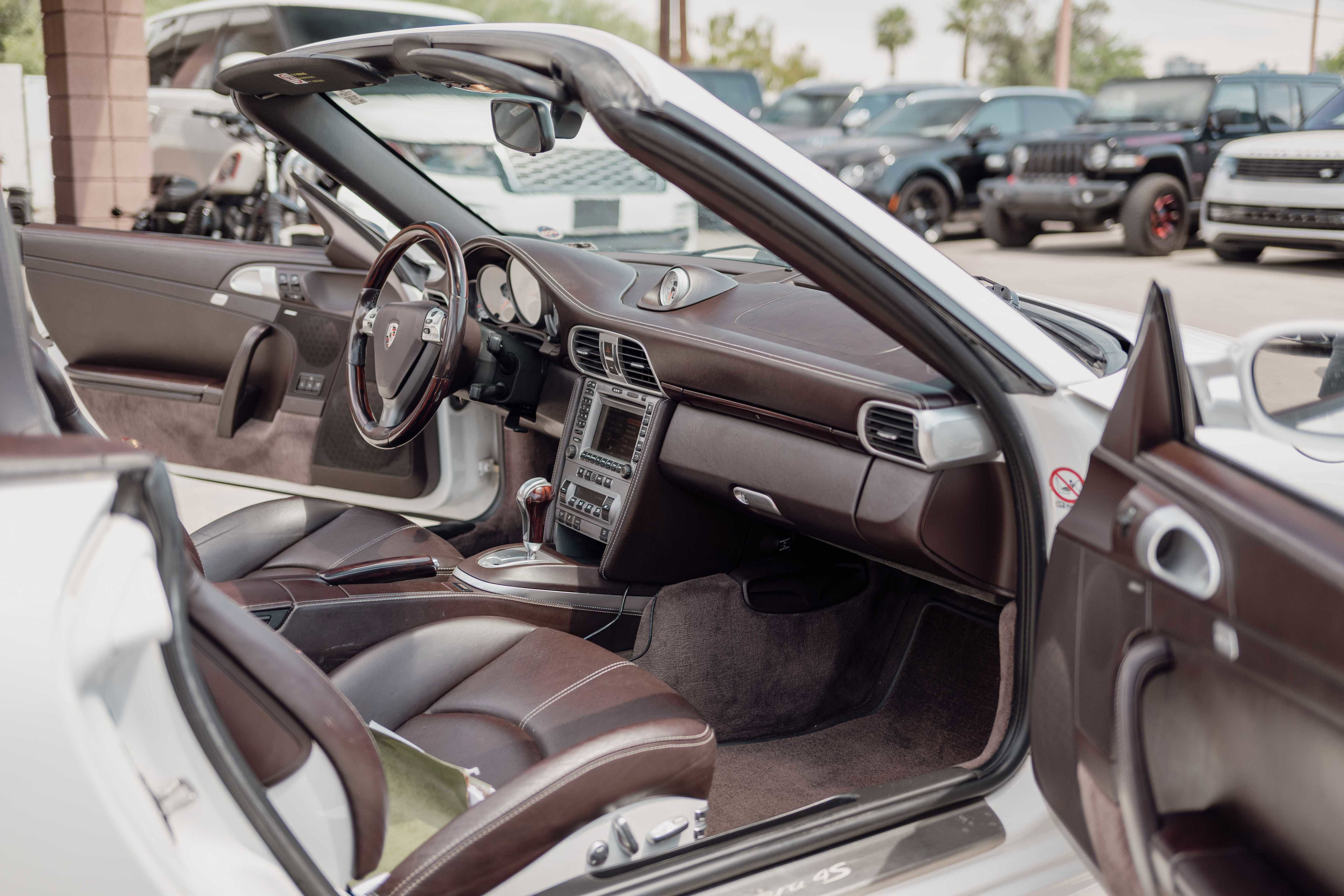 Used 2007 Porsche 911 Carrera 4S AWD/4WD image 13