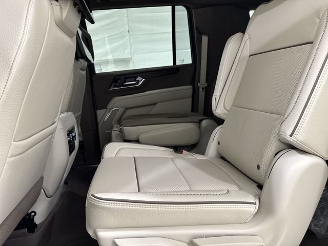 New 2026 GMC Yukon XL Denali w/ Denali Reserve Package RWD image 26