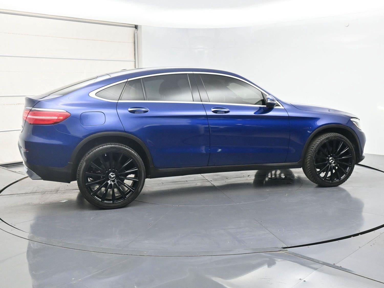 Used 2018 Mercedes-Benz GLC 300 4MATIC Coupe image 6