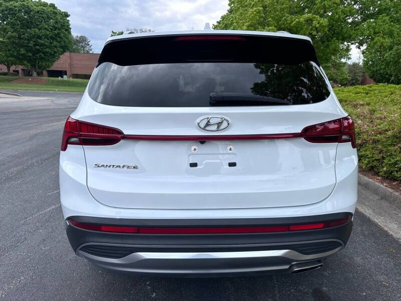 Used 2021 Hyundai Santa Fe SEL w/ Convenience Package FWD image 4