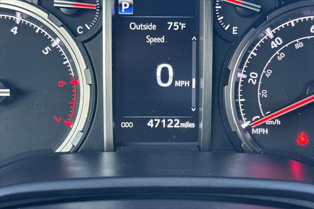 Certified 2024 Toyota 4Runner TRD Off-Road image 29