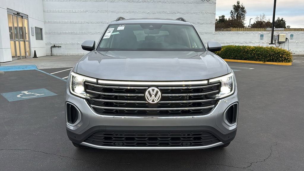 New 2026 Volkswagen Atlas SE FWD image 8