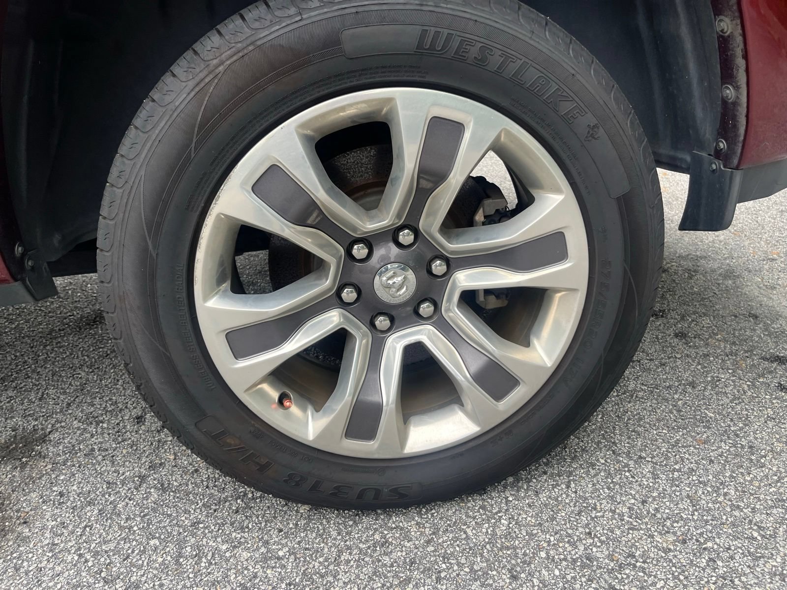 Used 2019 RAM 1500 Limited AWD/4WD image 7