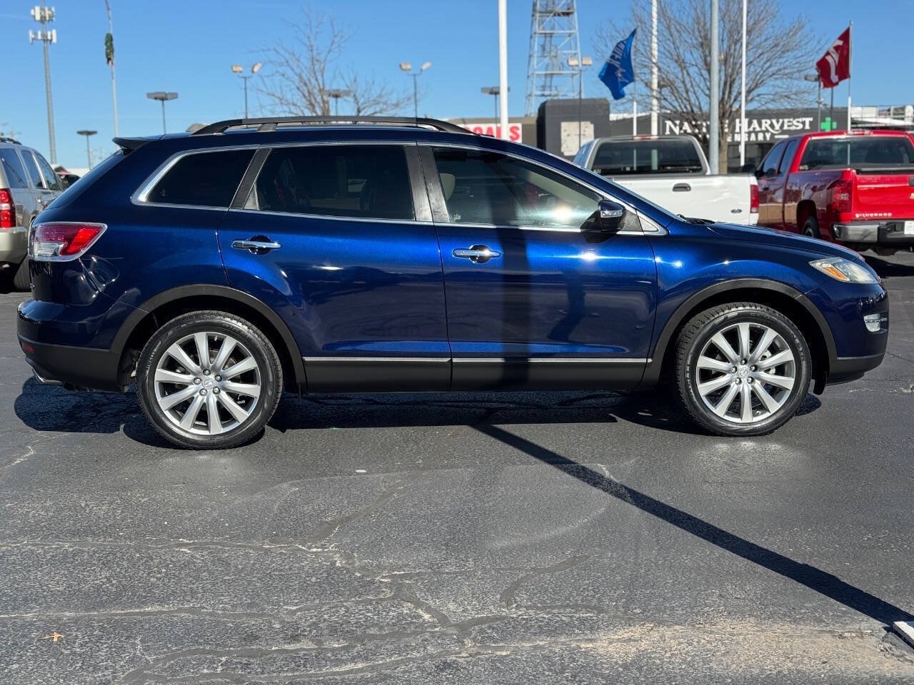 Used 2008 MAZDA CX-9 Grand Touring w/ Moonroof & Bose Audio Pkg FWD image 4