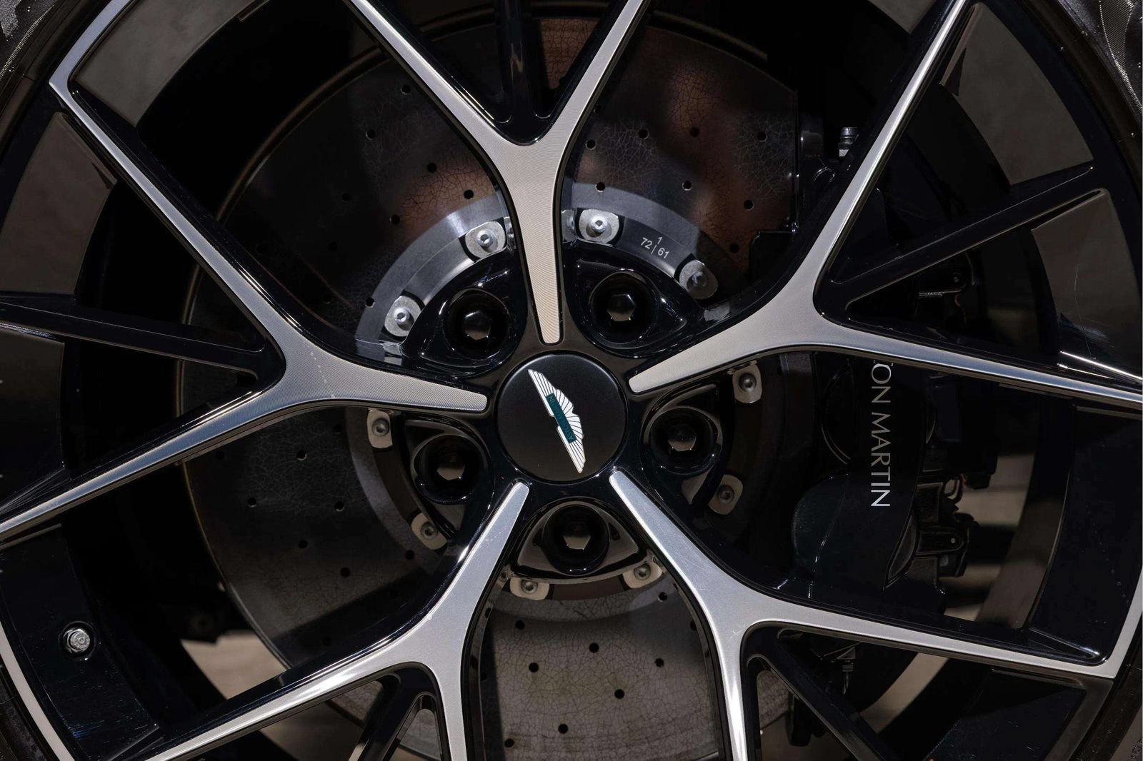 New 2026 Aston Martin DBX 707 AWD/4WD image 10