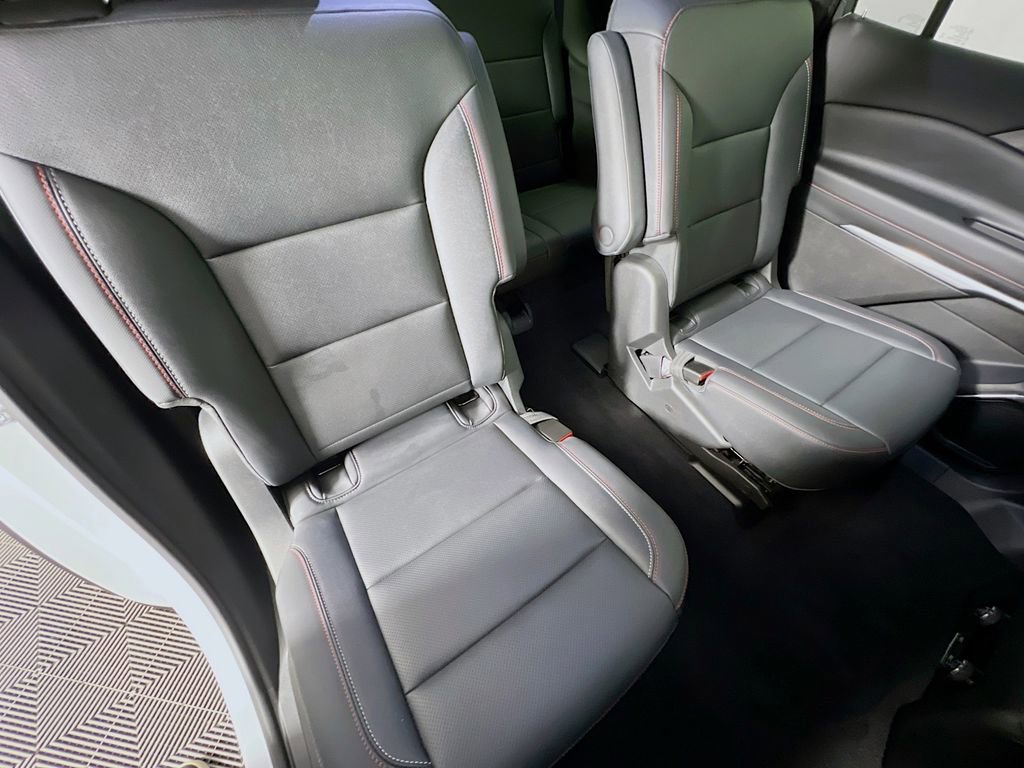 Used 2024 Chevrolet Traverse Z71 w/ Enhanced Driving Package image 28