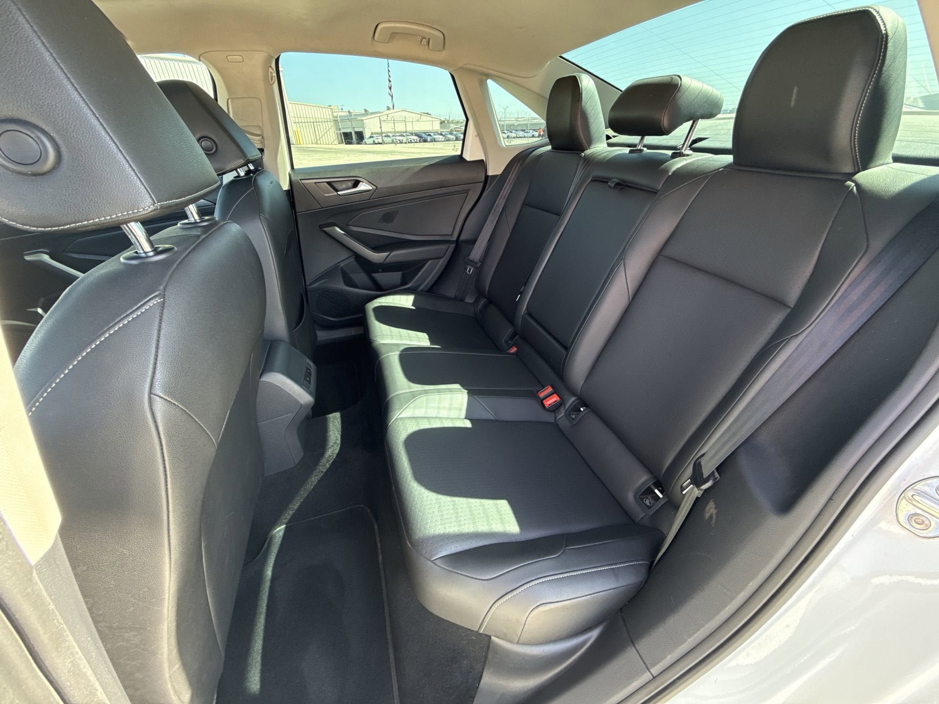 Used 2020 Volkswagen Jetta SEL FWD image 25