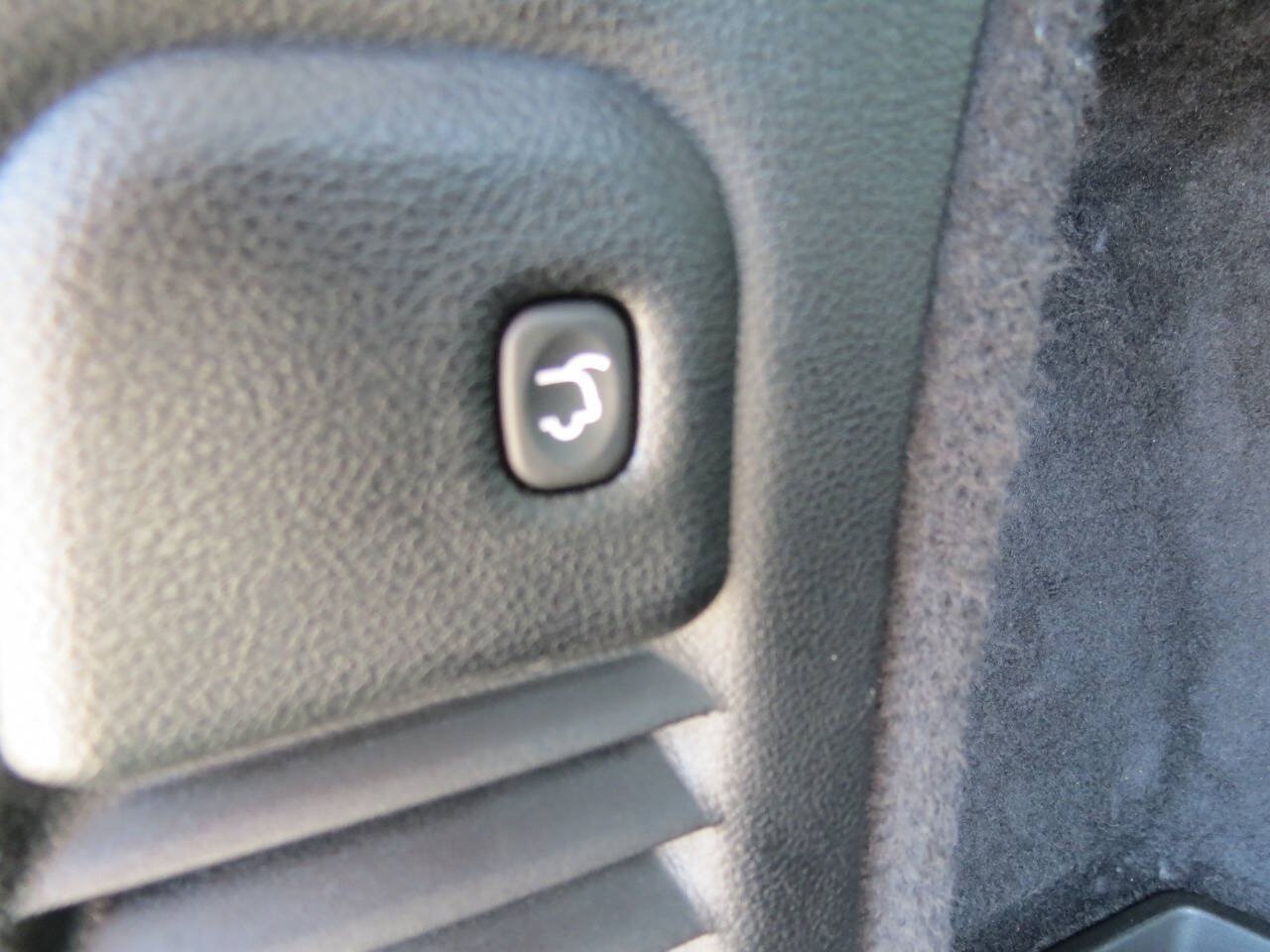 Used 2025 Dodge Durango GT AWD/4WD image 30