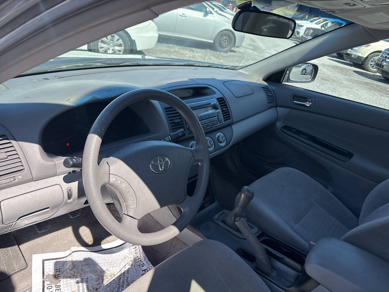 Used 2005 Toyota Camry XLE FWD image 13