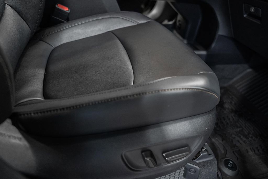 New 2026 Toyota Sienna XLE Woodland Edition image 36