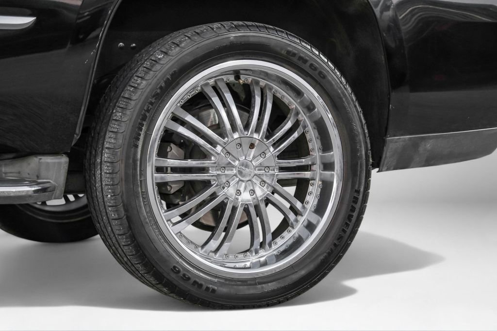 Used 2015 Cadillac Escalade Luxury image 63