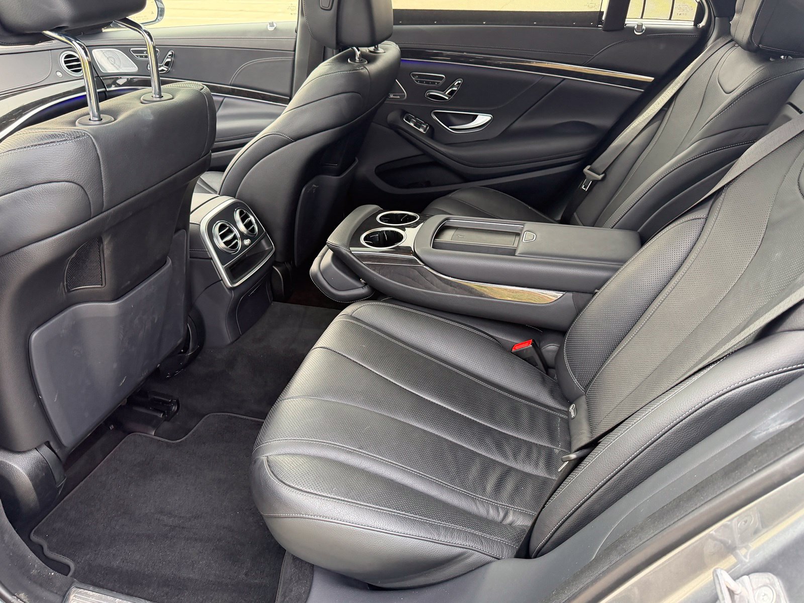 Used 2020 Mercedes-Benz S 450 4MATIC Sedan image 45