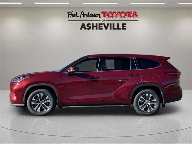 Used 2022 Toyota Highlander XLE image 37