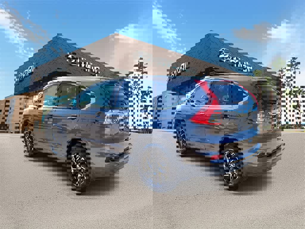 Used 2016 Honda CR-V SE image 2