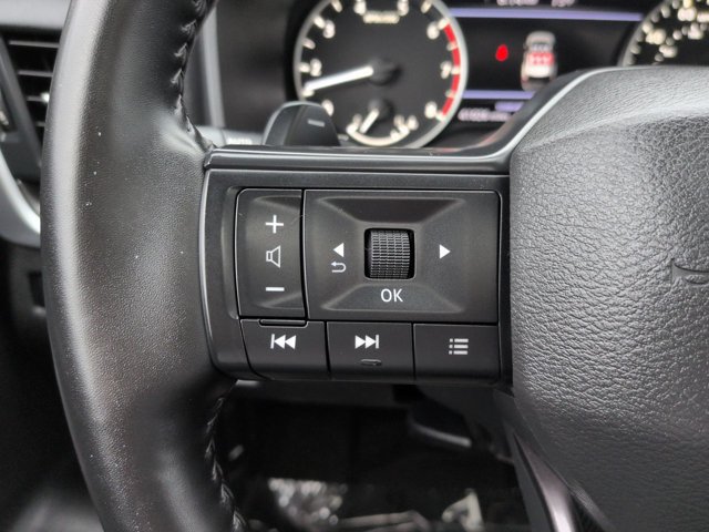 Used 2025 Nissan Rogue SV w/ SV Premium Package FWD image 25