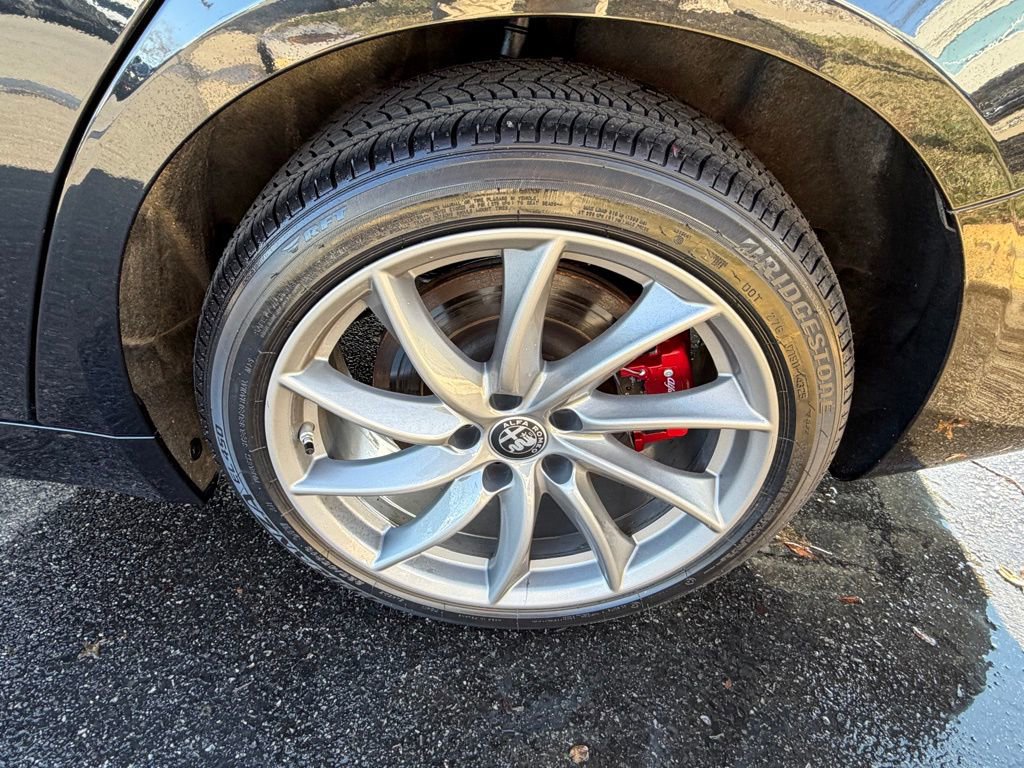 Used 2024 Alfa Romeo Giulia Ti image 13