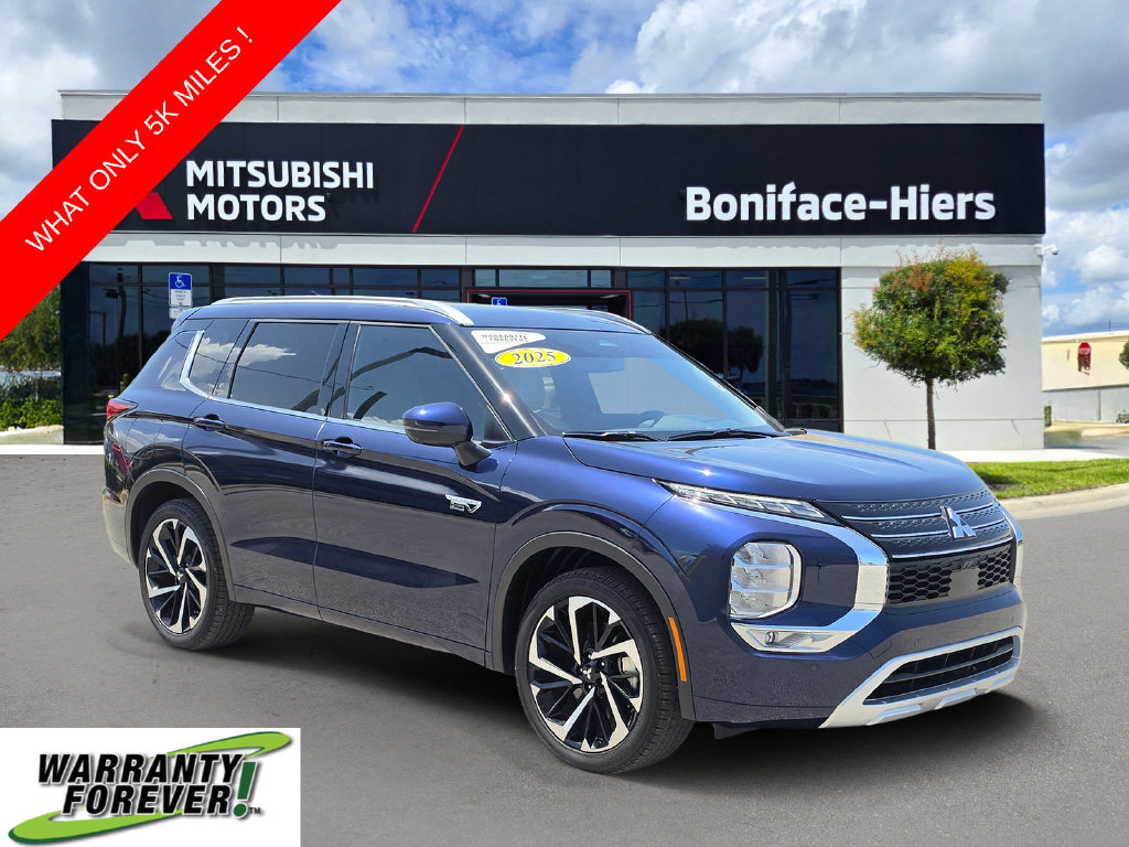 Used 2025 Mitsubishi Outlander SEL Black Edition AWD/4WD image 1
