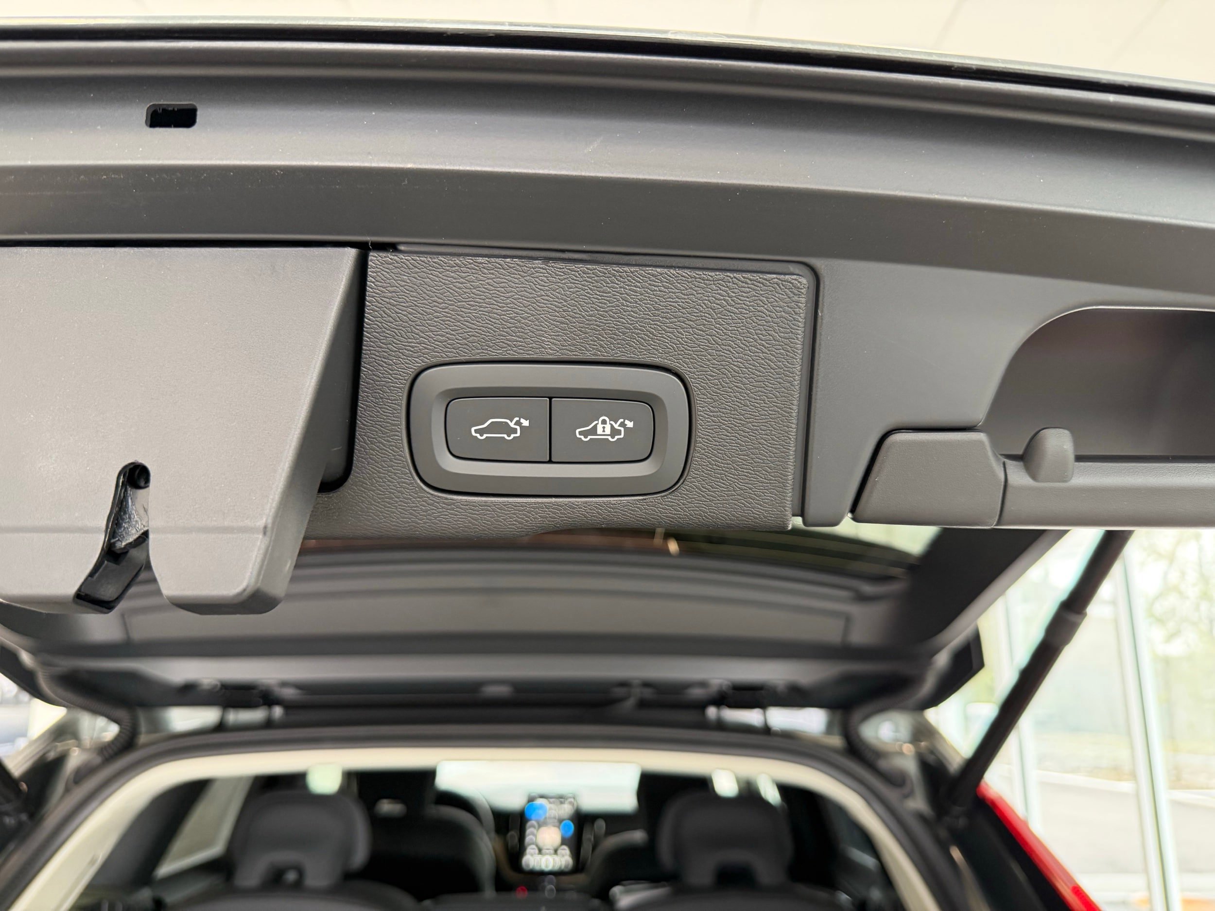 New 2026 Volvo XC60 B5 Plus w/ Protection Package Premier image 24