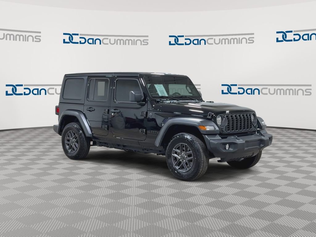 Used 2025 Jeep Wrangler Sport image 2