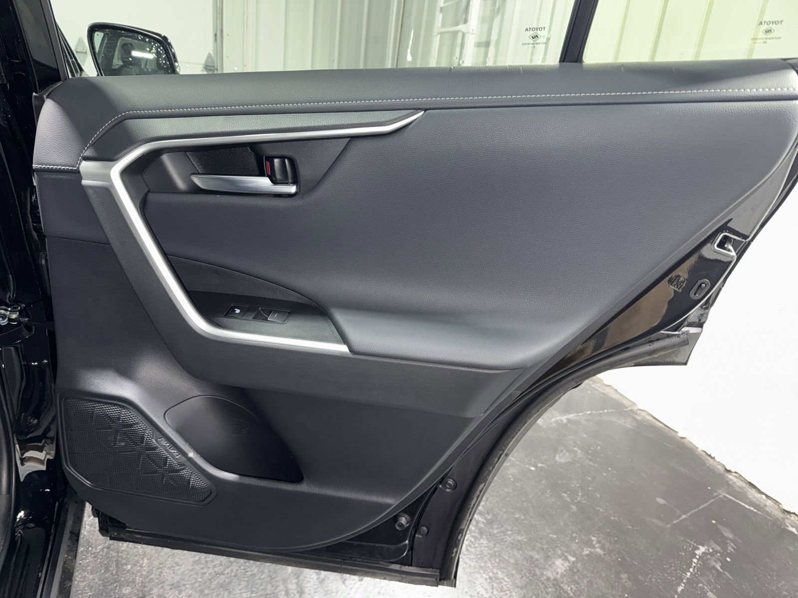 Used 2025 Toyota RAV4 Limited w/ Weather Package AWD/4WD image 16