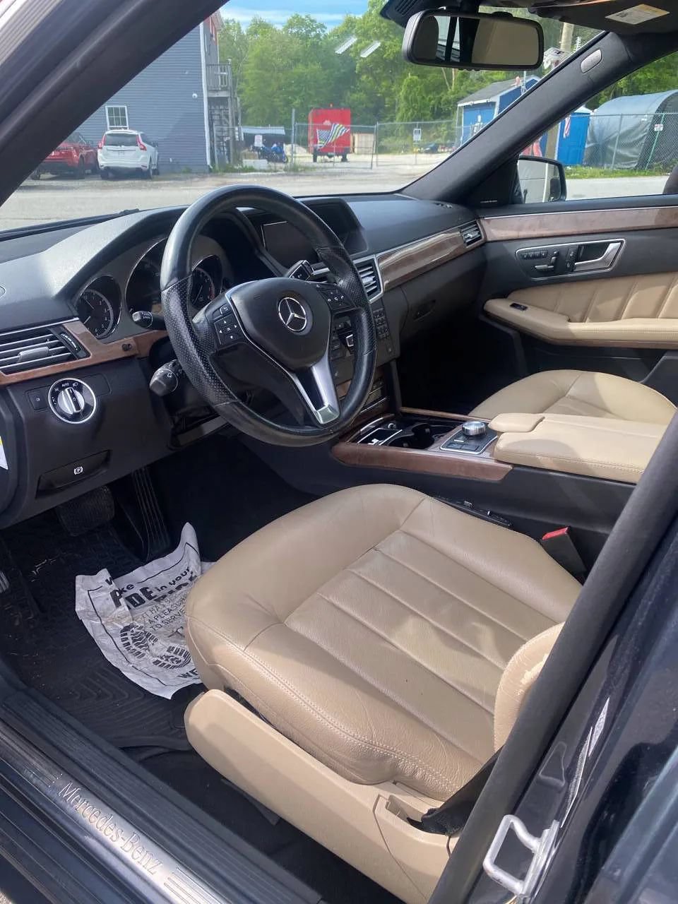 Used 2013 Mercedes-Benz E 350 4MATIC Wagon image 11