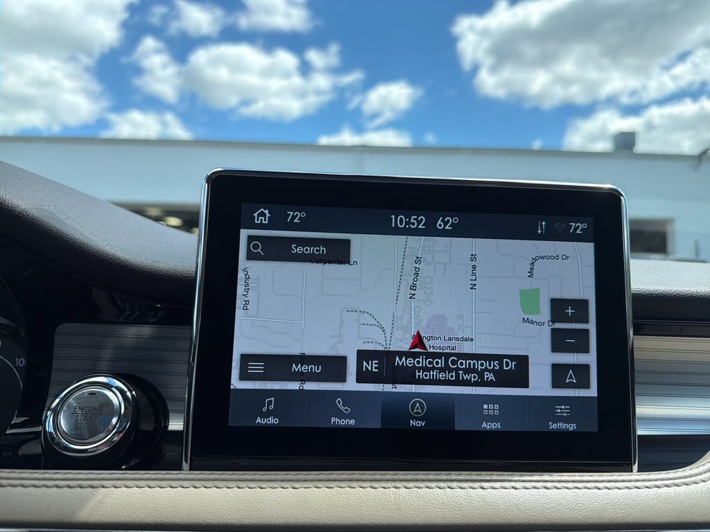 Certified 2022 Lincoln Corsair AWD w/ Premium Package image 3