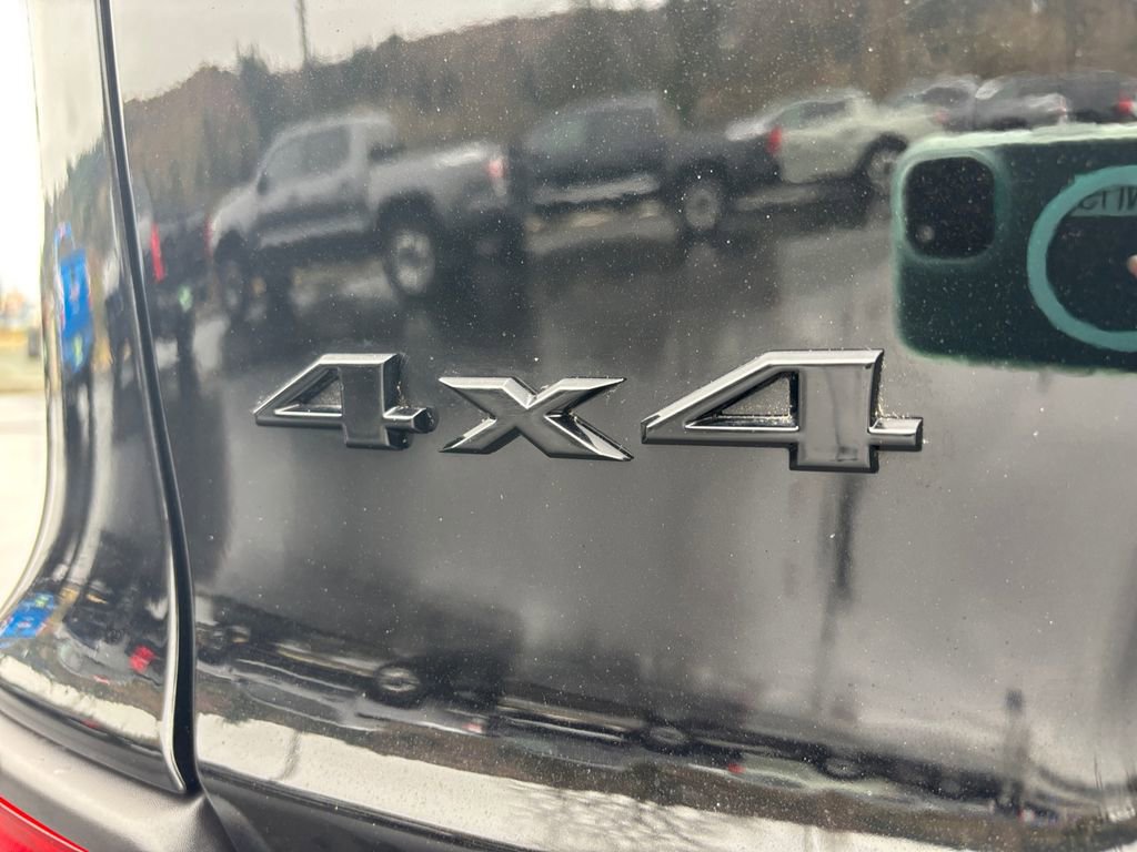 Used 2023 Jeep Cherokee Altitude Lux w/ Lux Elite Package image 31