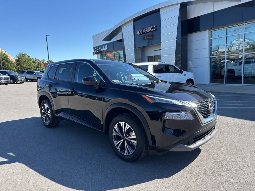 Used 2023 Nissan Rogue SV FWD image 1