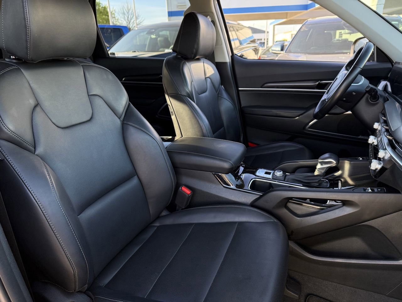 Used 2025 Kia Telluride S image 21