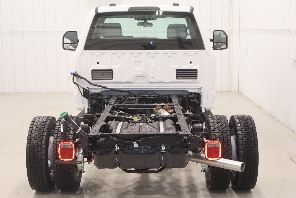 New 2026 Ford F550 4x4 Regular Cab Super Duty image 7