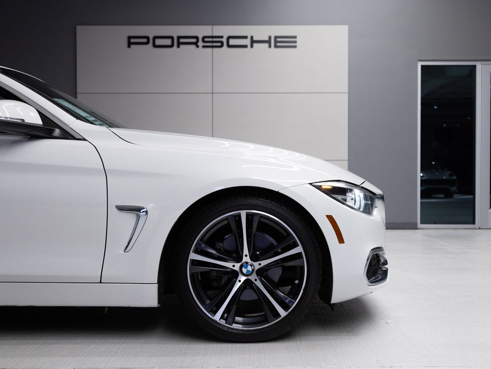 Used 2018 BMW 430i Convertible RWD image 13