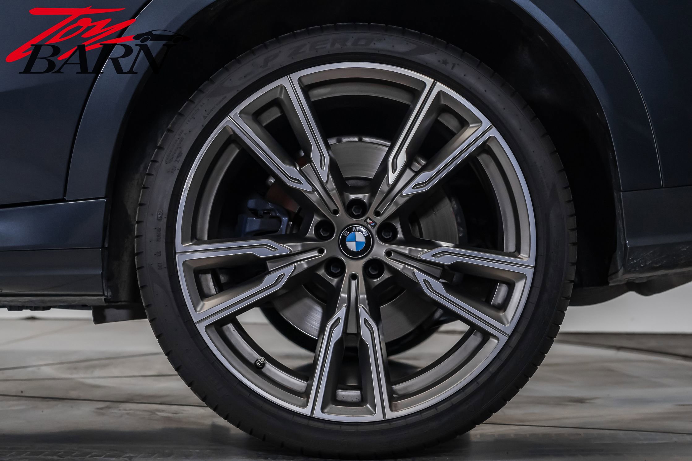Used 2020 BMW X6 M50i w/ Executive Package image 18